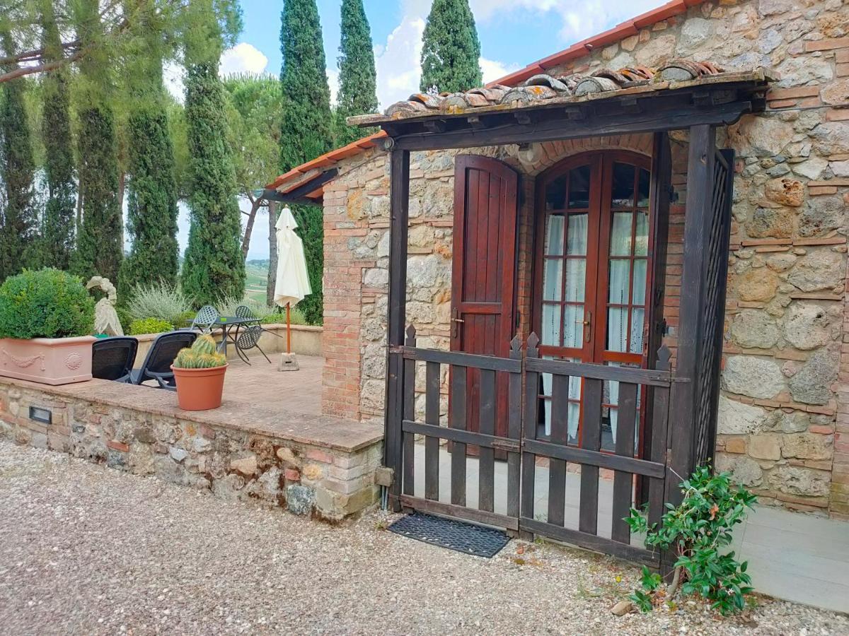 Agriturismo Casanova Di Pescille San Gimignano Exteriér fotografie