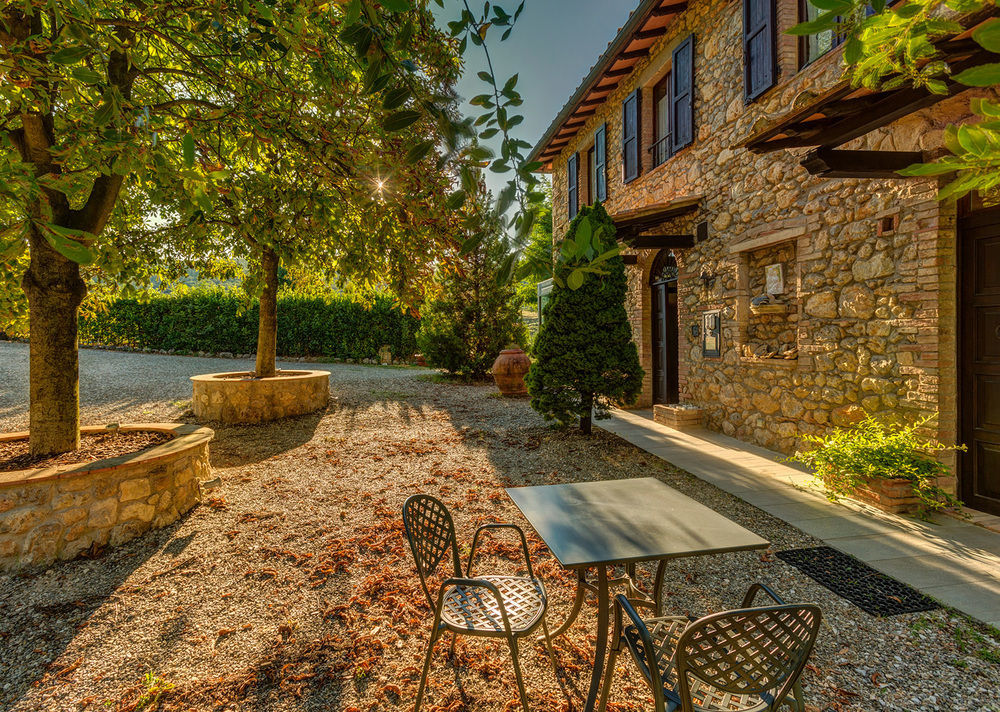 Agriturismo Casanova Di Pescille San Gimignano Exteriér fotografie